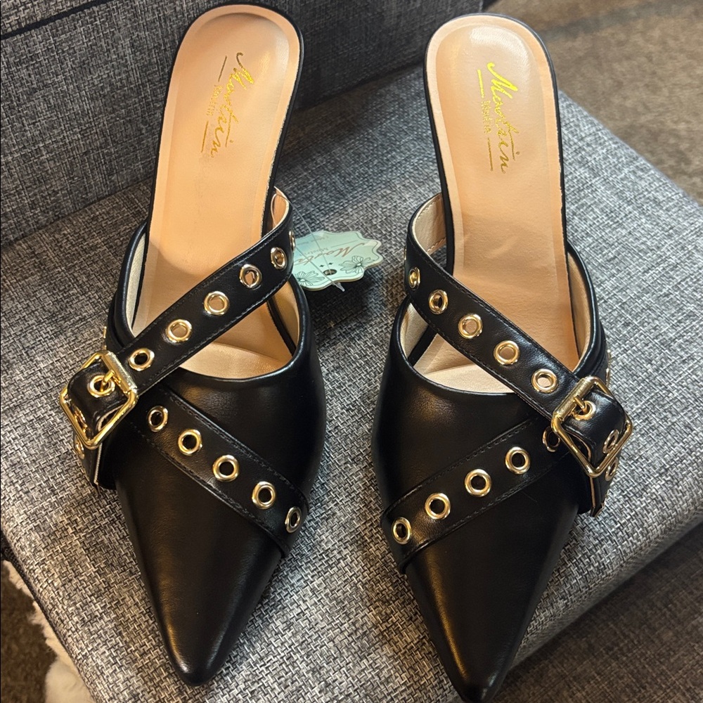 Mostrin Heels with Gold Accents